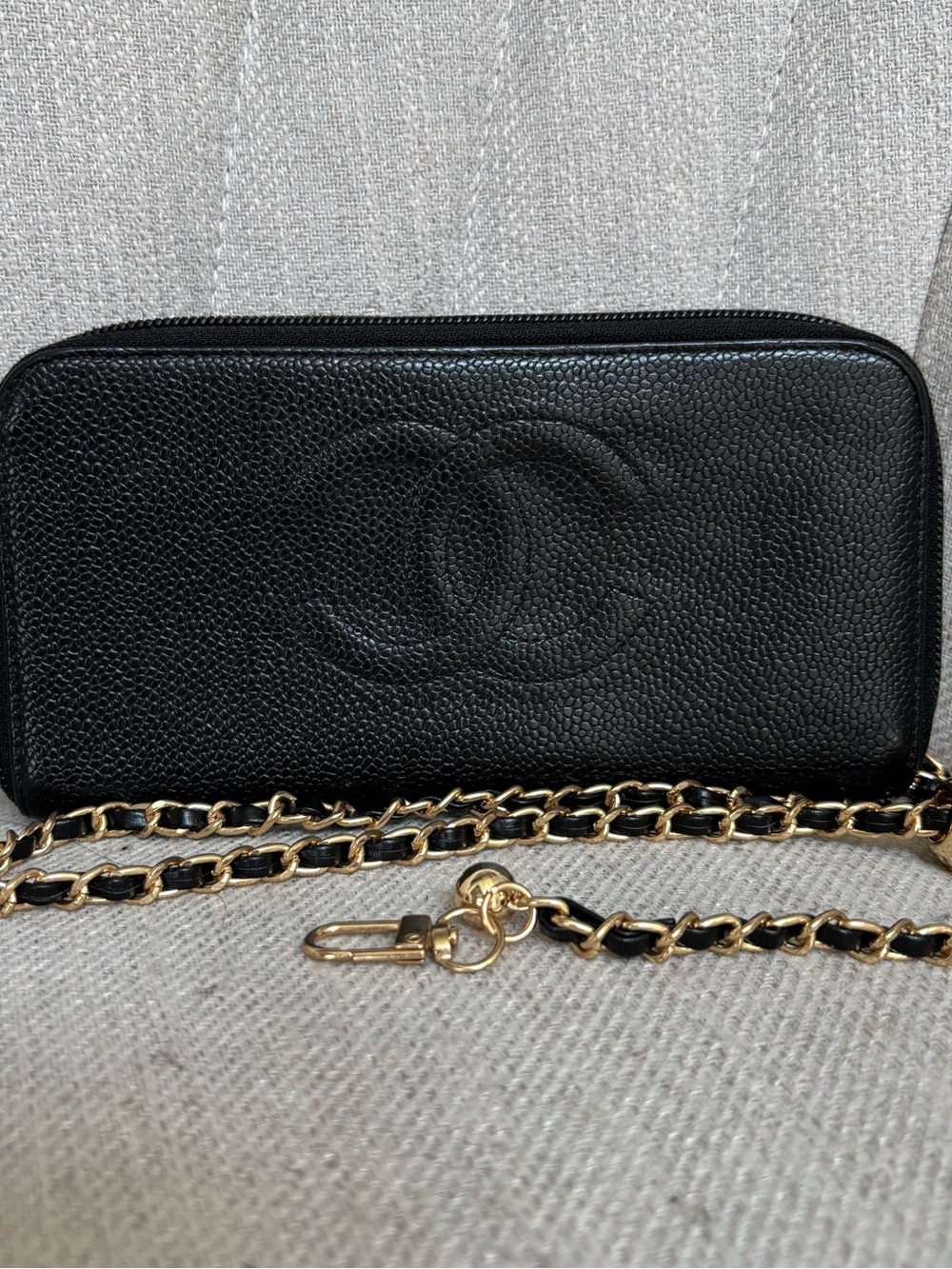 CHA-NEL CC Black Caviar Leather Zippered Wallet on Chain